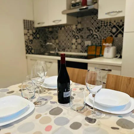 Apartment Accogliente Bilocale In Corso Garibaldi