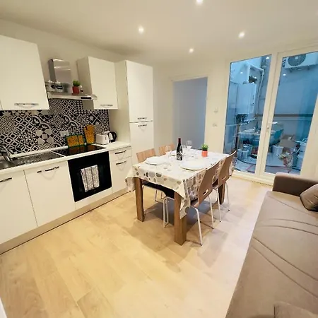 Accogliente Bilocale In Corso Garibaldi Apartment *